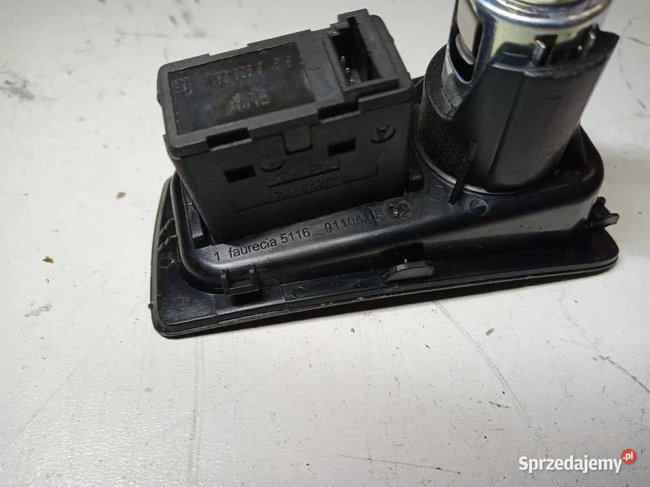BMW E87 E81 E90 Gniazdo AUX 9110410 Car audio