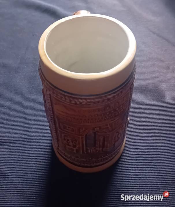 Ceramiczny kufel pamiątka z Paryża majolika Kolekcje wielkopolskie Koźminek