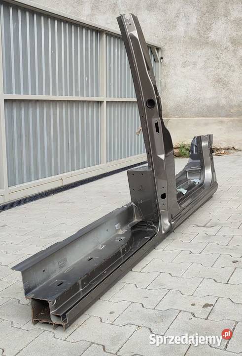 MERCEDES VITO W447 SŁUPEK PRÓG PRAWY Pozostałe sprzedam