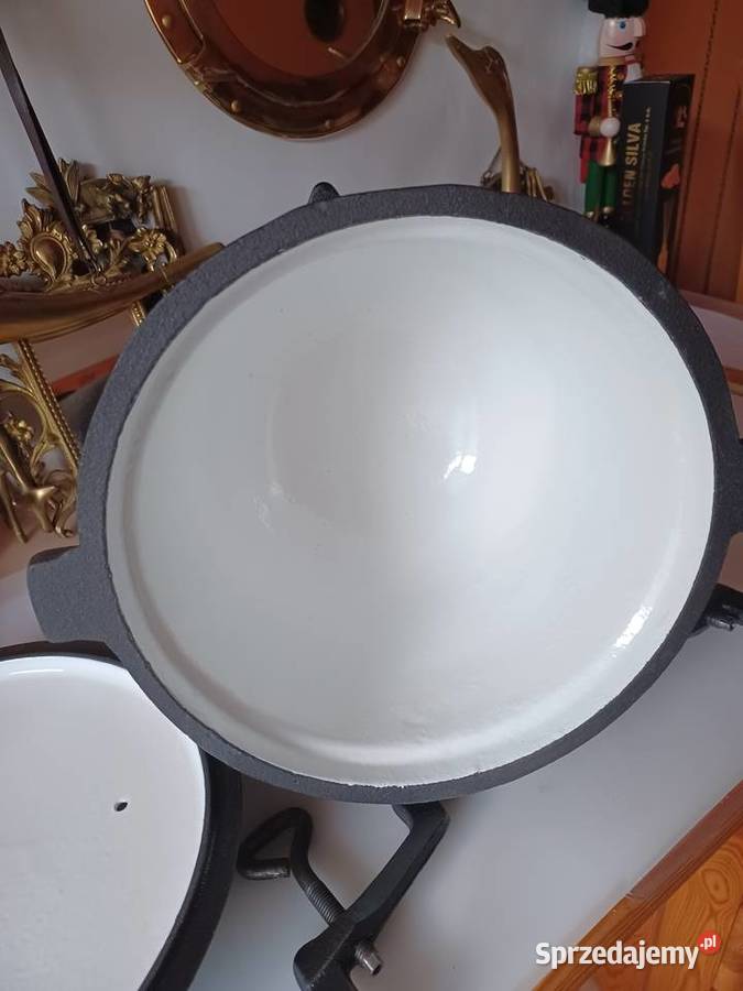 Kociołek żeliwny wewnątrz emaliowany 8 l Poznań sprzedam