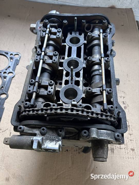 Głowica Audi a6 c5 24 v6 078103373AH