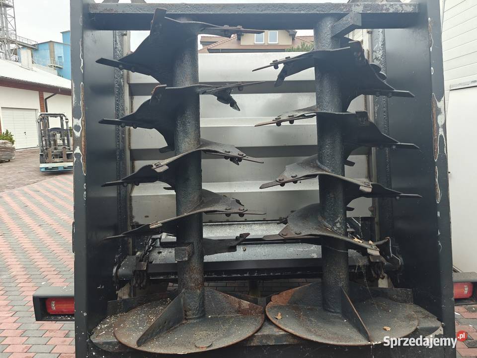 Rozrzutnik obornika wapna Agrimat AG10