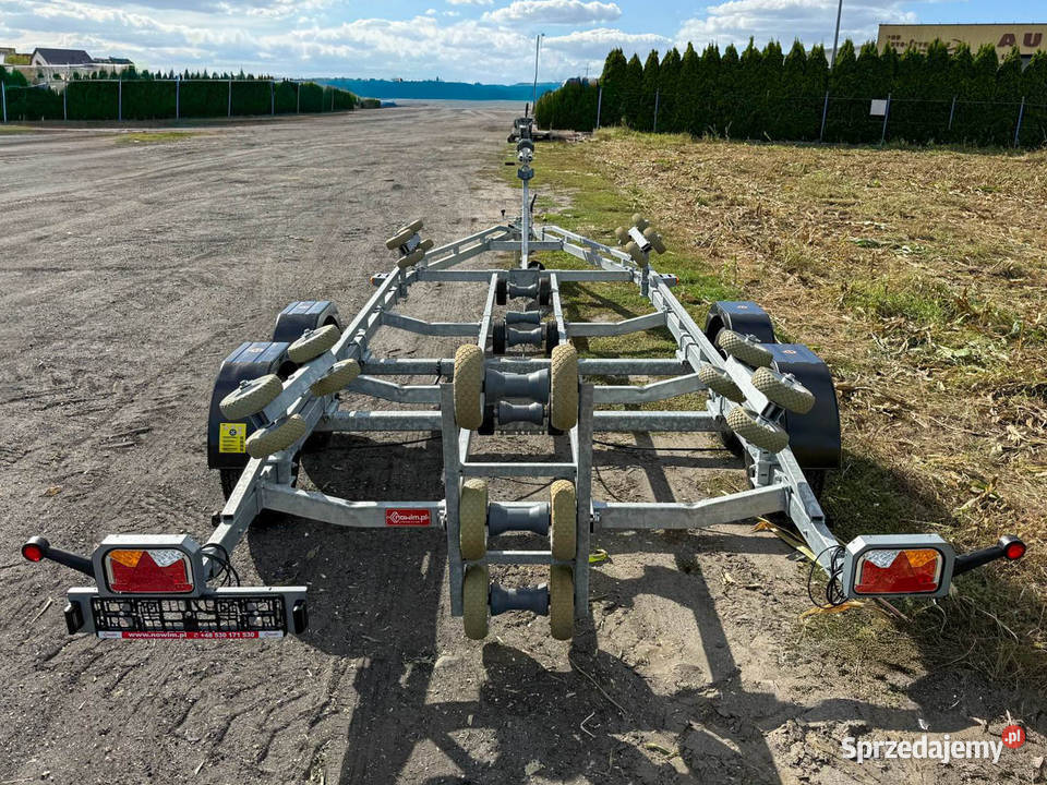 Przyczepa przyczepka podłodziowa Lorries Pozostałe warmińsko-mazurskie sprzedam