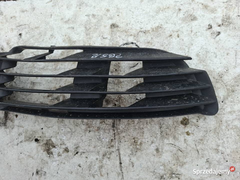 Zaślepka Kratka Zderzaka Volkswagen Passat B5 FL lubelskie Wisznice sprzedam