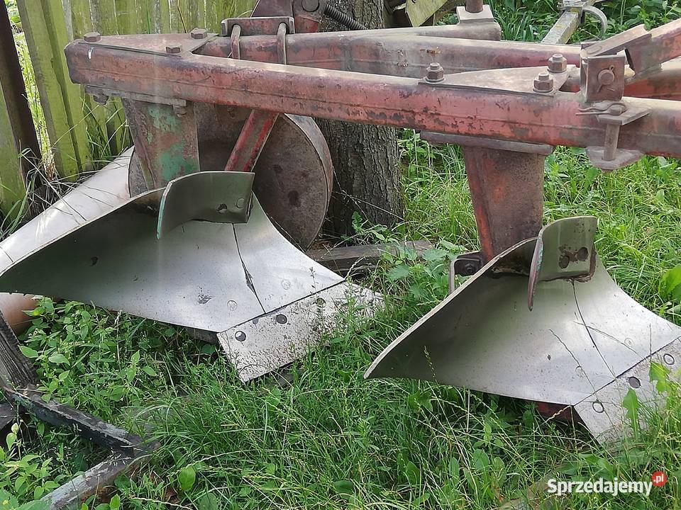 Pług 3skibowy w oryginale odkładnie półśrubowe