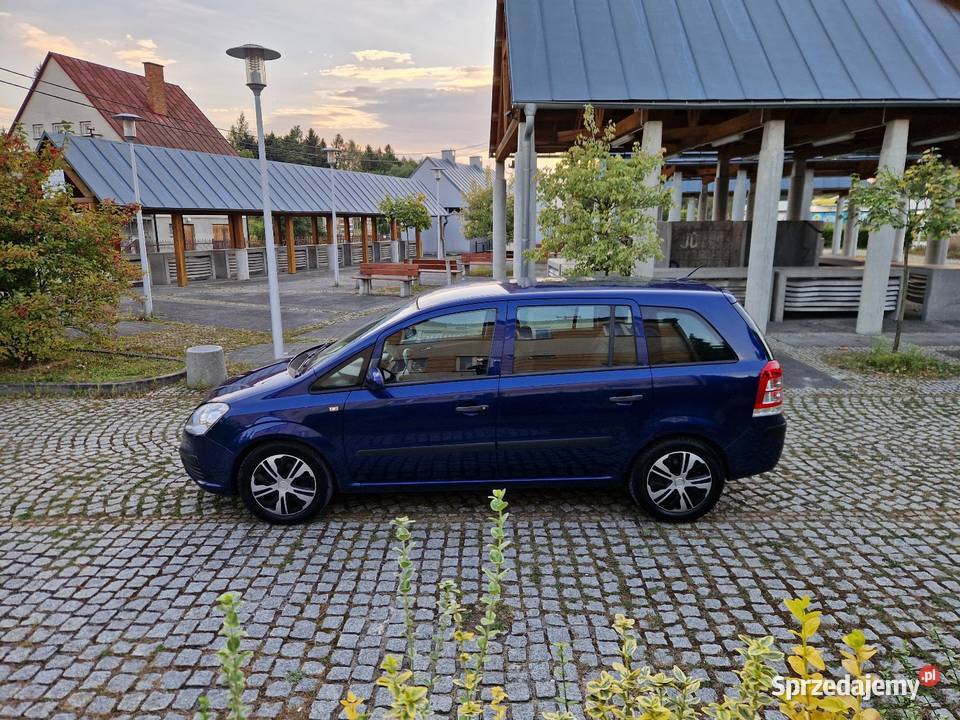 Opel Zafira B 19 CDTI 7 Osobowy Niski przebieg Zafira Ryglice sprzedam