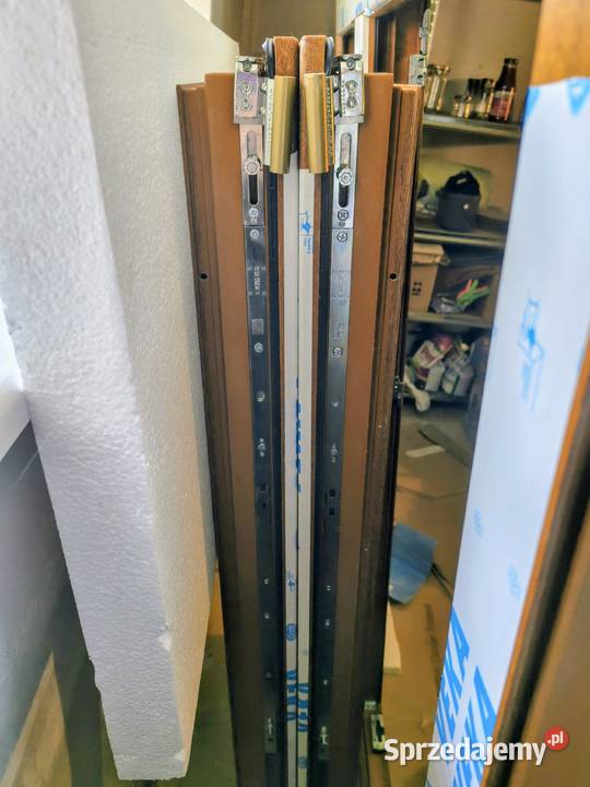 Okno 3 szybowe Dako roziar 145x145 nowe Kęty