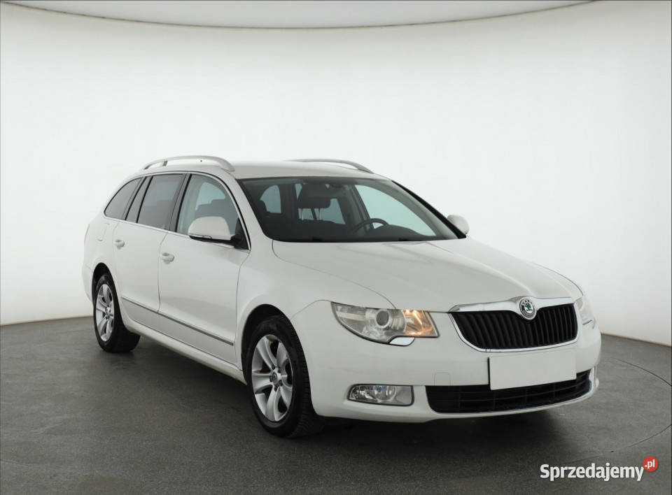 Skoda Superb 20 TDI Rok produkcji 2010 mazowieckie