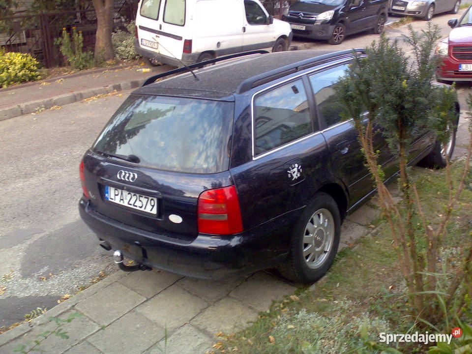 AUDI A4 16 MPI Bez rdzy FABRYCZNY LAKIER HAK Lublin