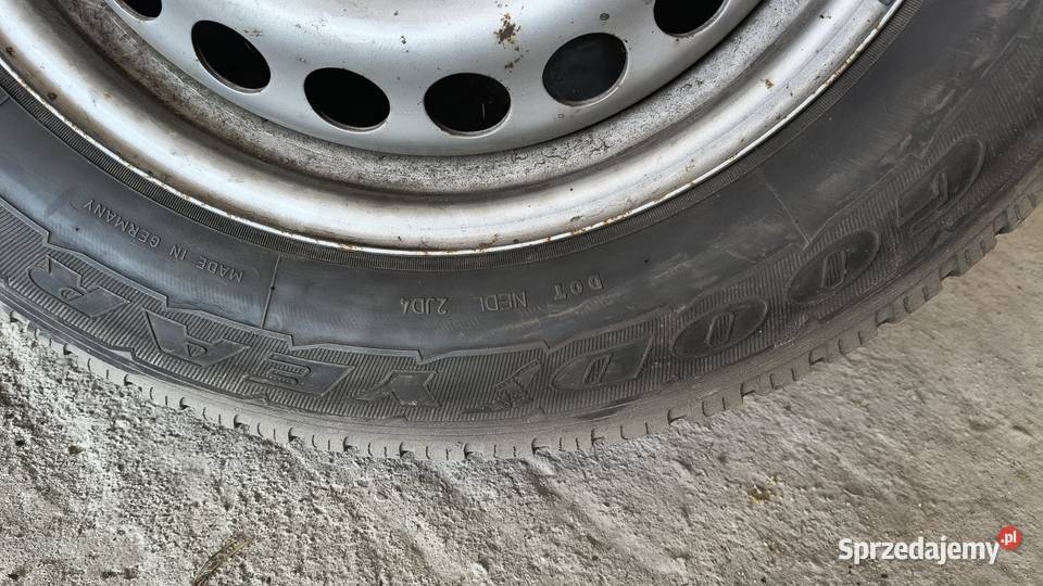 Opony 20565 R16C 4 lato