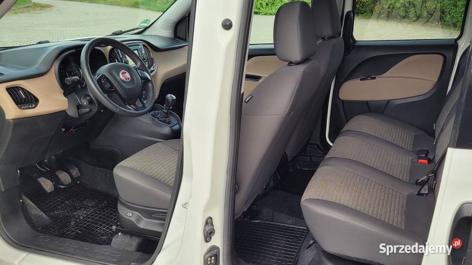 Fiat Doblo 14 Tjet 120 Lounge LPG przyciemniane szyby Doblo Kraków