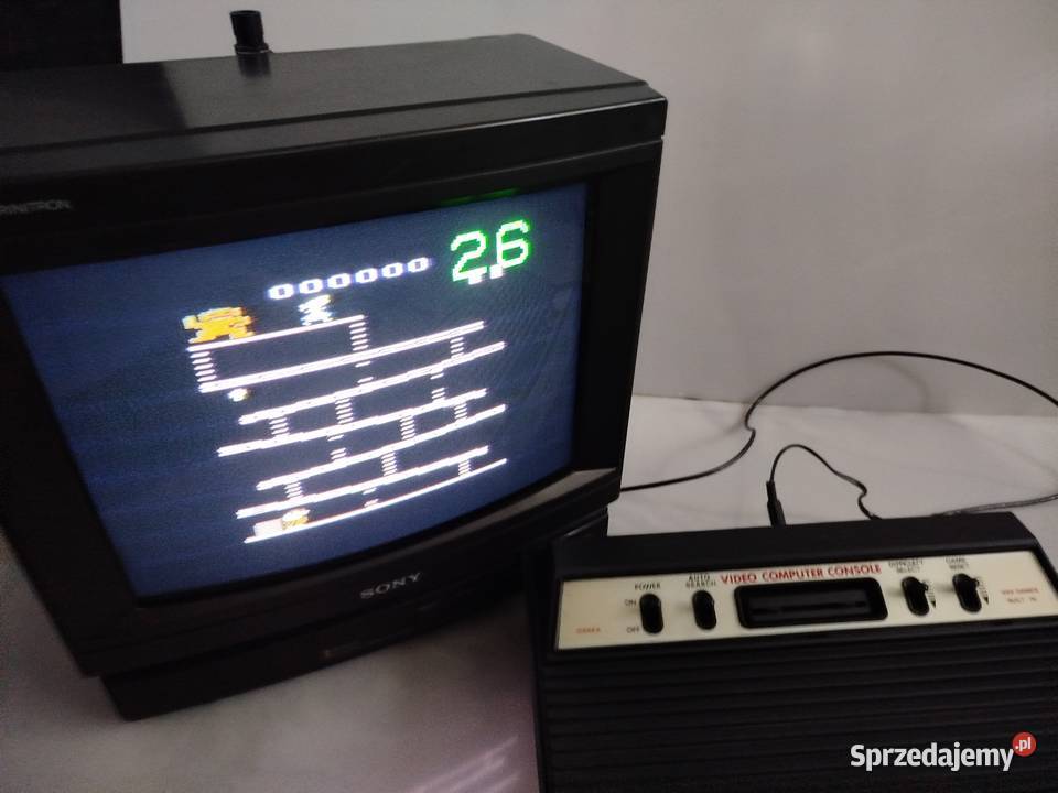 Retro konsola a la Atari 2600 wbudowane 999 gier