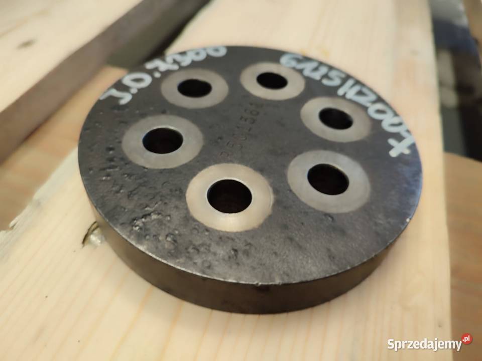 Podkładka dystansowa R501561 silnika JOHN DEERE Wilkowo