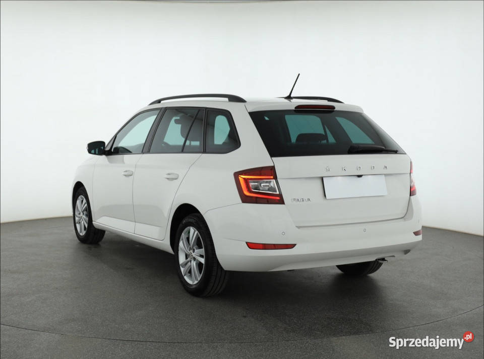 Skoda Fabia 10 TSI ESP Škoda Piaseczno