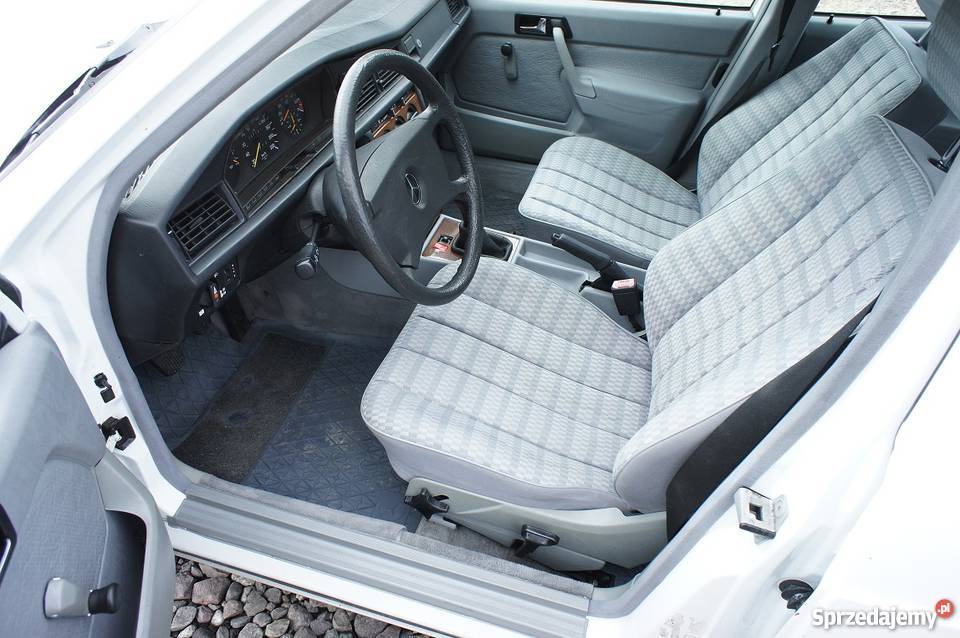 Mercedes 190 18 Benzyna klimatyzacja stan Rok produkcji 1991 Siedlce