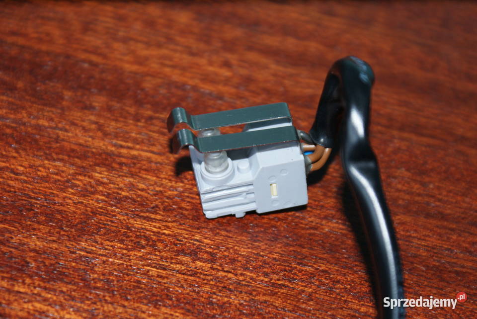 Nowy mikroprzełącznik zamka bagażnika Mercedes osobowe Wyposażenie elektryczne Ostrów Wielkopolski