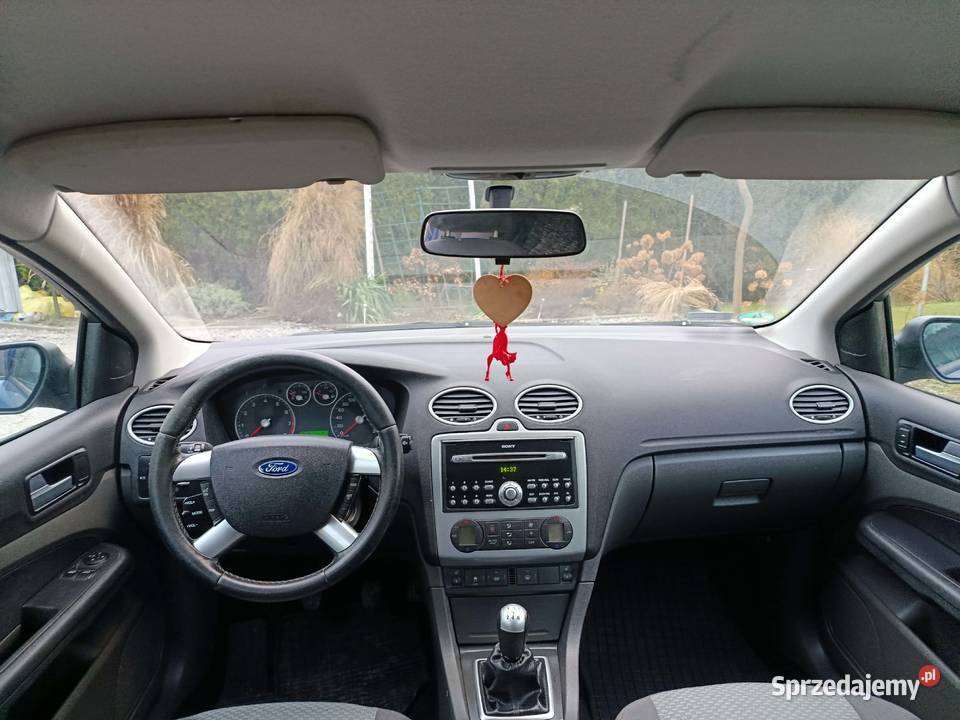 Ford Focus kombi 16 benzyna Dębica sprzedam