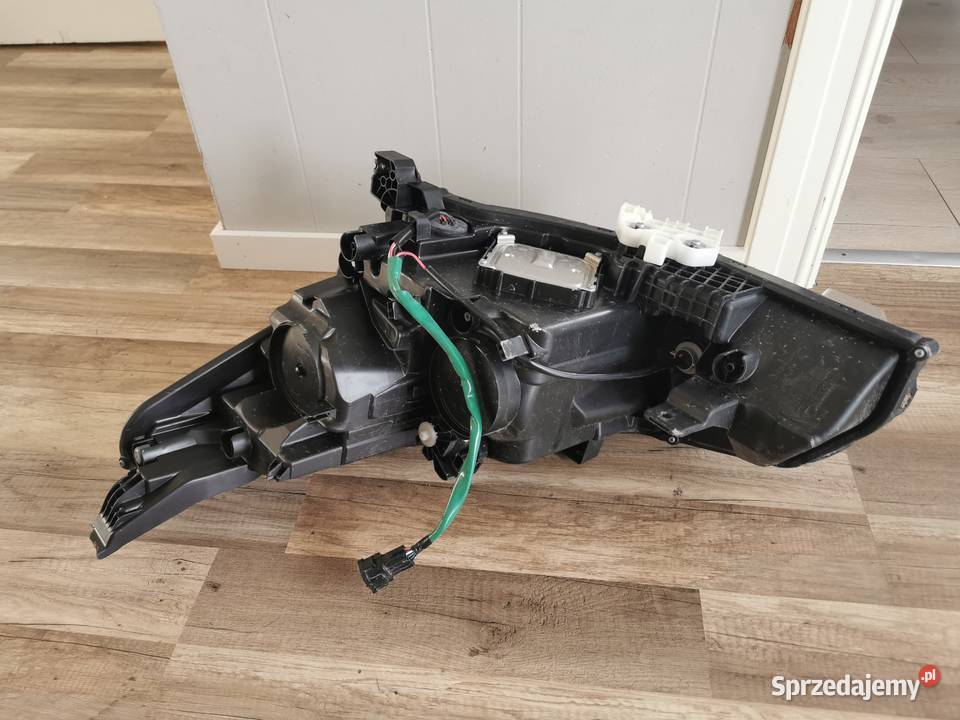 lampa lewa przód NISSAN LEAF 2 II 260105sh5a Lampy przednie dolnośląskie