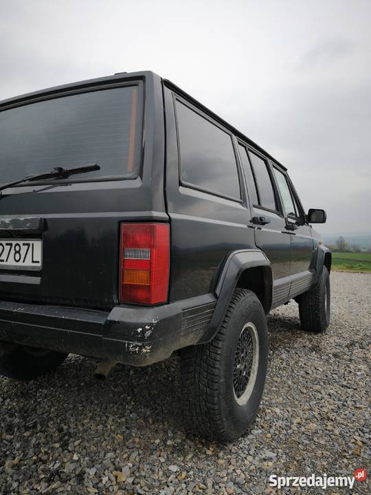 Jeep Cherokee xj 黒 Jaki używany samochód kupić? Jeep Cherokee XJ, czyli