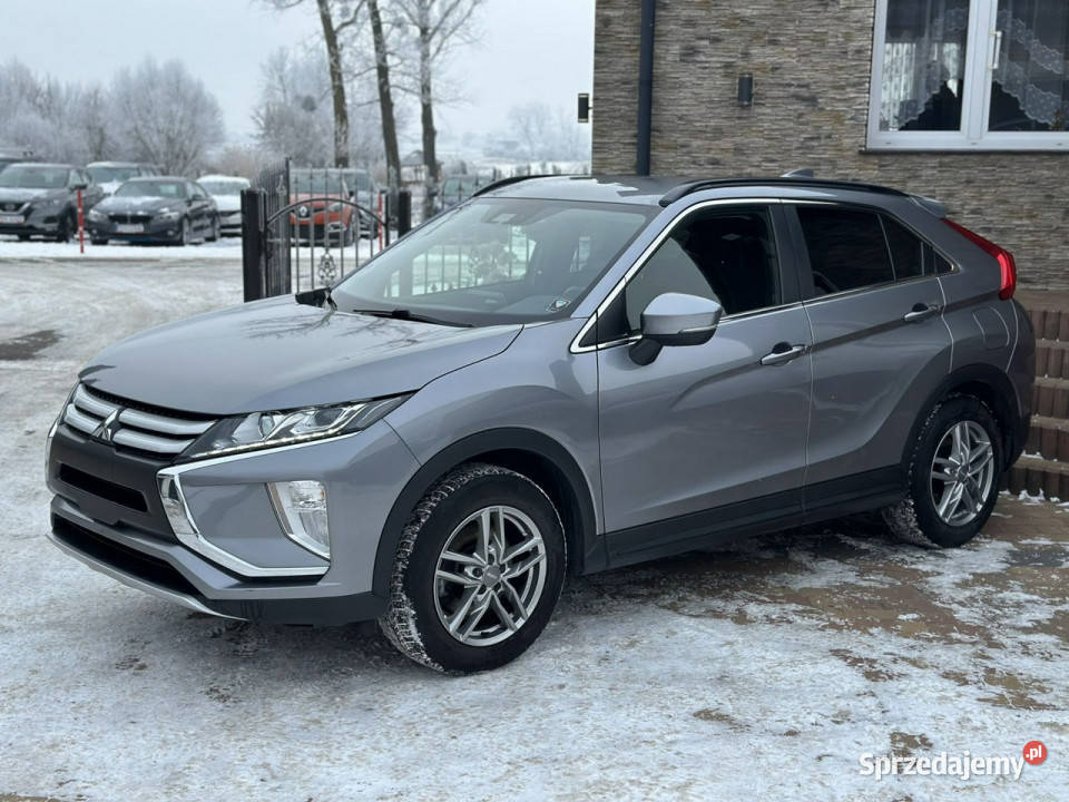 Mitsubishi Eclipse Cross lakier metallic Sadlno