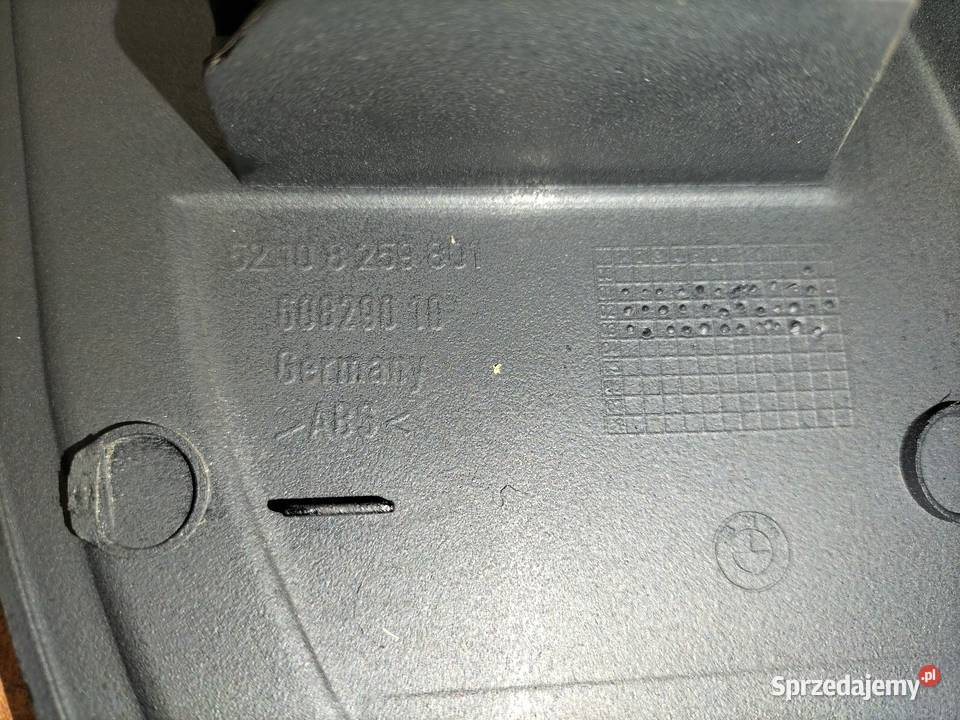 Osłona zewnętrzna fotela prawy przód BMW E65 E66 Poręba