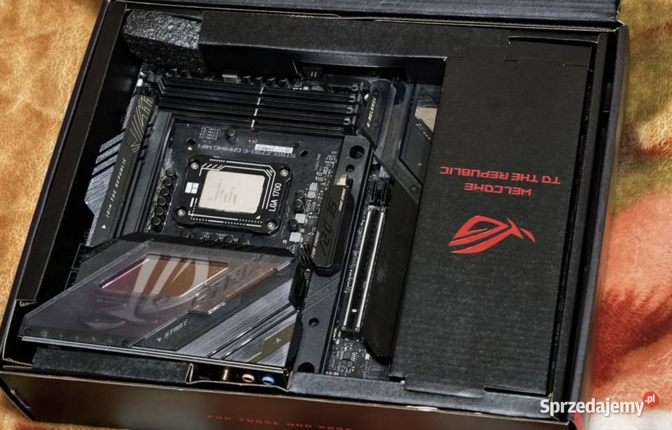 Intel 13700k Asus Strix Z790E Gaming WIFI Tarnów