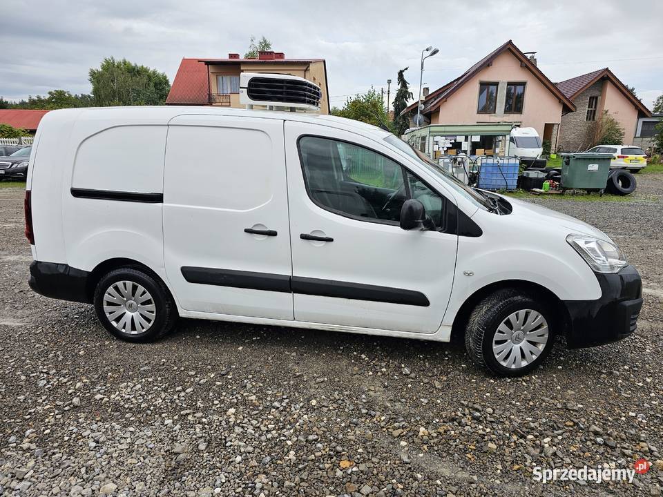 BERLINGO LONG CHLODNIA MROZNIA CARRIER KLIMA bluetooth Tarnobrzeg