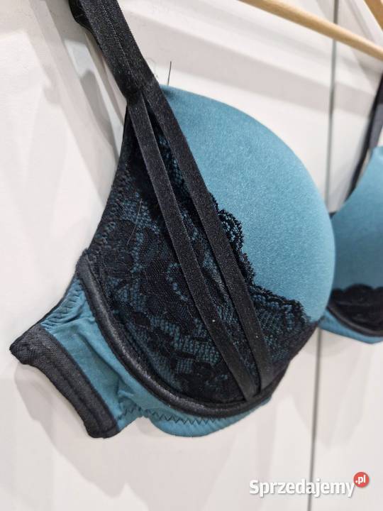 Biustonosz damski z delikatnym wypelnieniem Dąbrowa Górnicza sprzedam