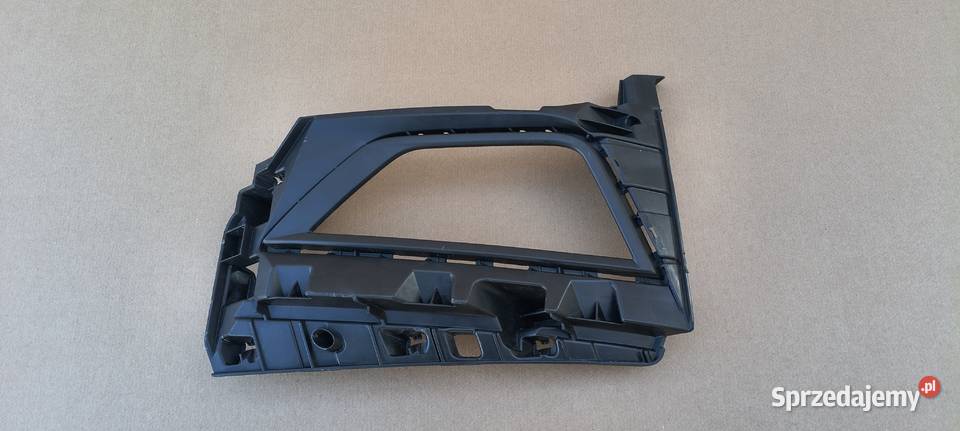 VW POLO VI 2G KRATKA ZDERZAKA LEWA RAMKA Bieleń