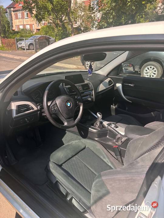 BMW seria 1 114d 242472 3 drzwiowe Rok produkcji 2015 Wrocław