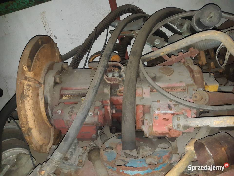 Pompa równiarki asfaltu Mercedes V6 V8 śląskie Częstochowa