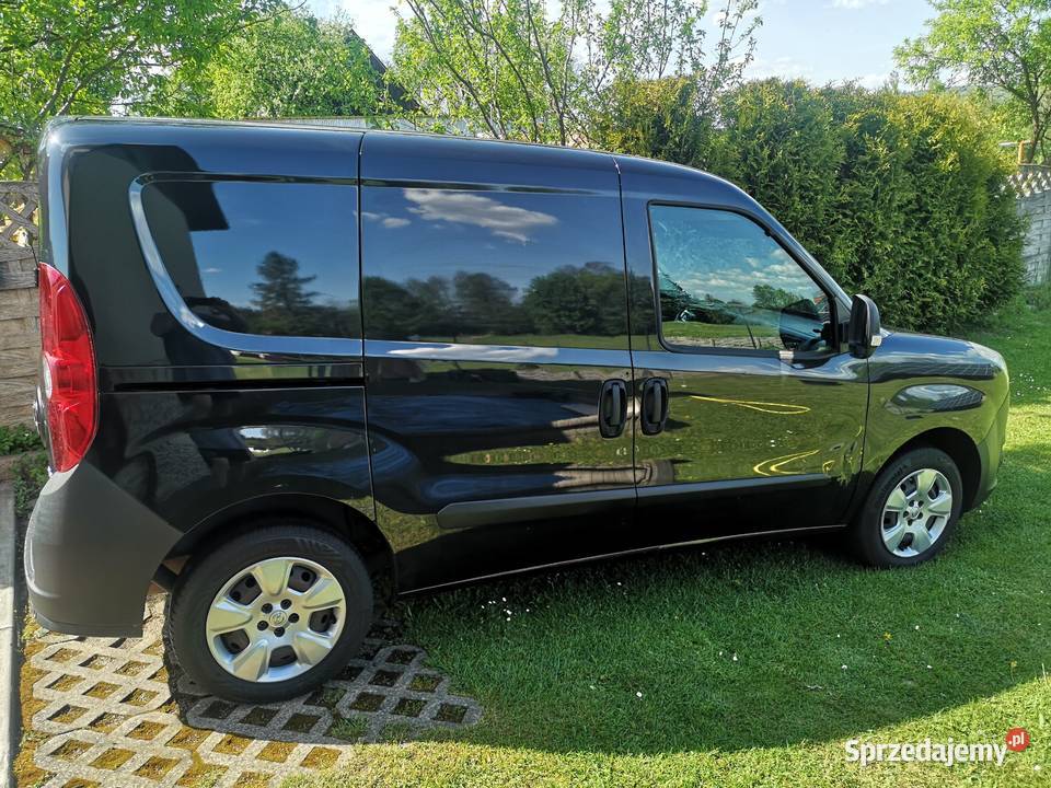 Opel Combo Van model 2016 Klimatyzacja Czujniki świętokrzyskie Masłów Pierwszy