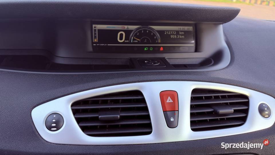 Renault Scenic 16 benLPG gniazdo USB