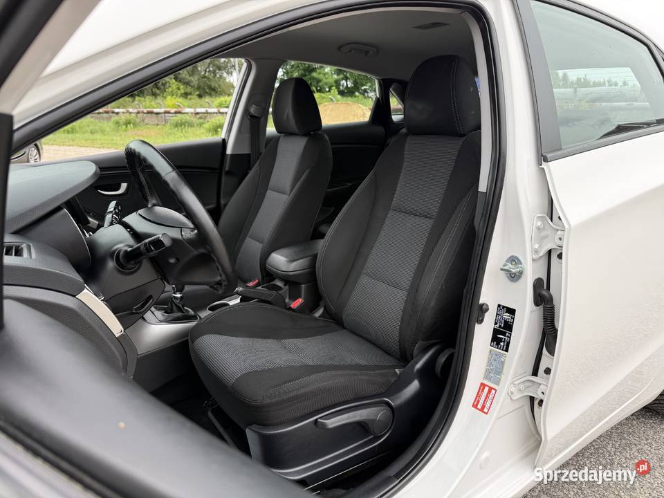Hyundai i30 14 BENZYNA Klimatyzacja Nawigacja wielkopolskie sprzedam