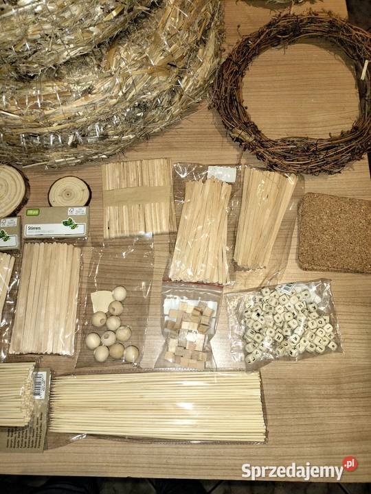 Podkłady słomiane i wyroby z drewna Nekla