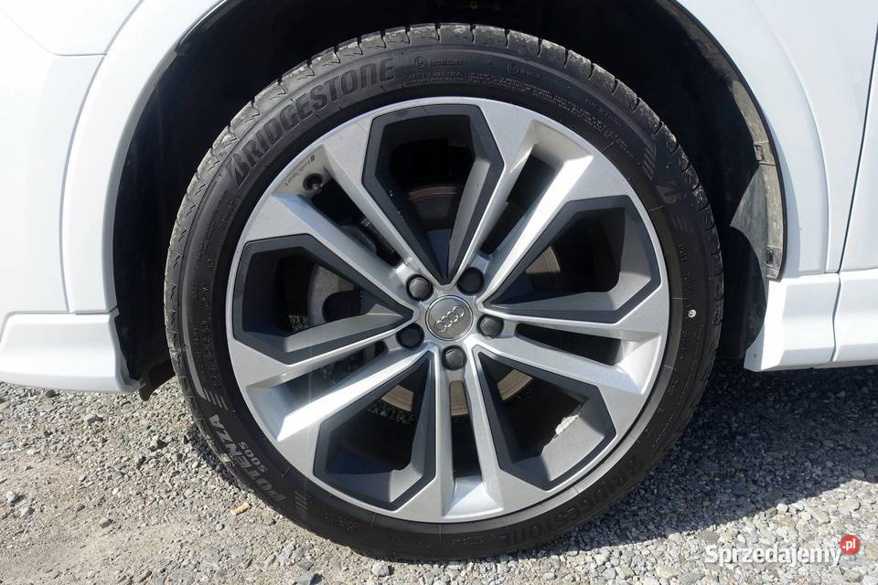 Audi Q3 20TFSI 230 Quattro 4x4 SLine Niski elektryczne szyby Buczkowice