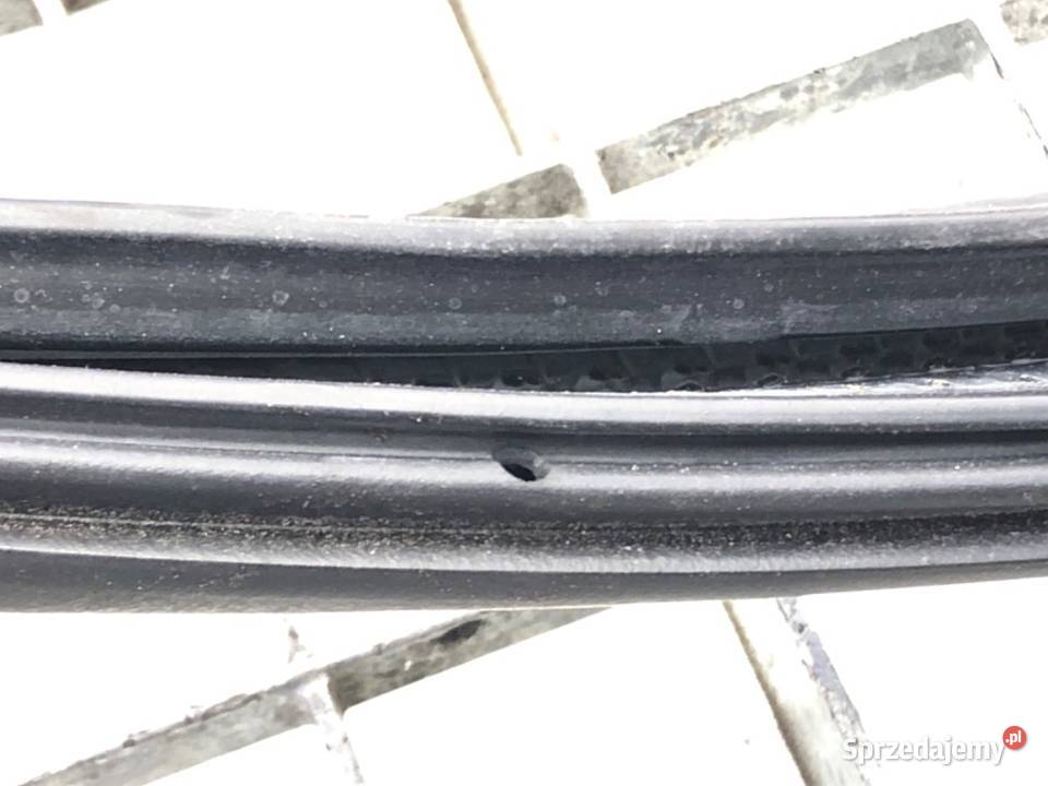 USZCZELKA DRZWI TYŁ PRAWA AUDI Q5 8R SUV 0817 podkarpackie