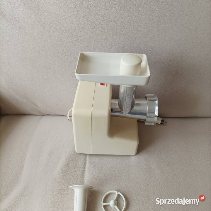Elektryczna maszynka do mielenia mięsa Zelmer z