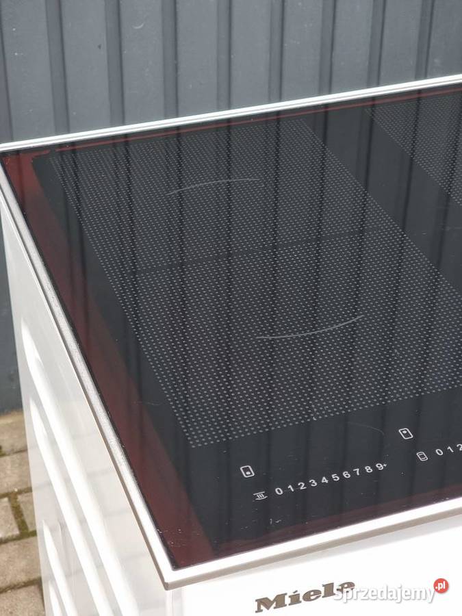 Płyta indukcyjna z ramką Miele 6328 szer626
