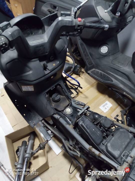 Suzuki Burgman AN 400