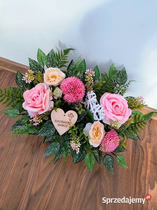 Stroik na cmentarz Kompozycje kwiatowe Kompozycje kwiatowe Milonki