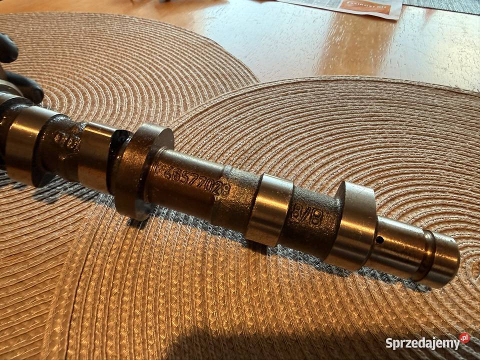 Nowy oryginalny wałek rozrządu PRL Fiat 126P Człuchów