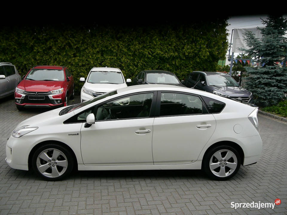 Toyota Prius 18 Navi kamera 100bezwypadkowy Stan Częstochowa sprzedam
