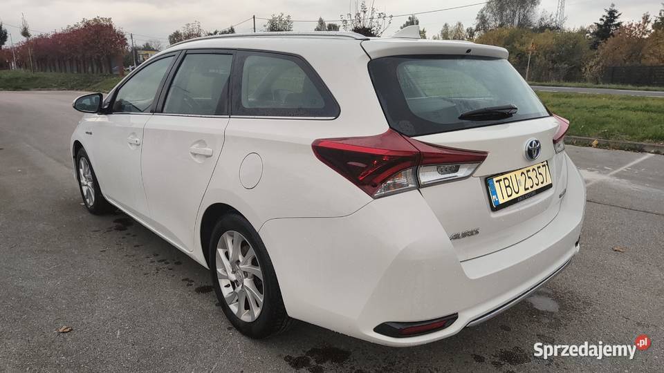 Sprzedam Toyotę Auris 18 Hybrid Auris Auris Gnojno