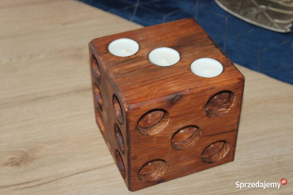 Świecznik drewniany kostka sprzedam