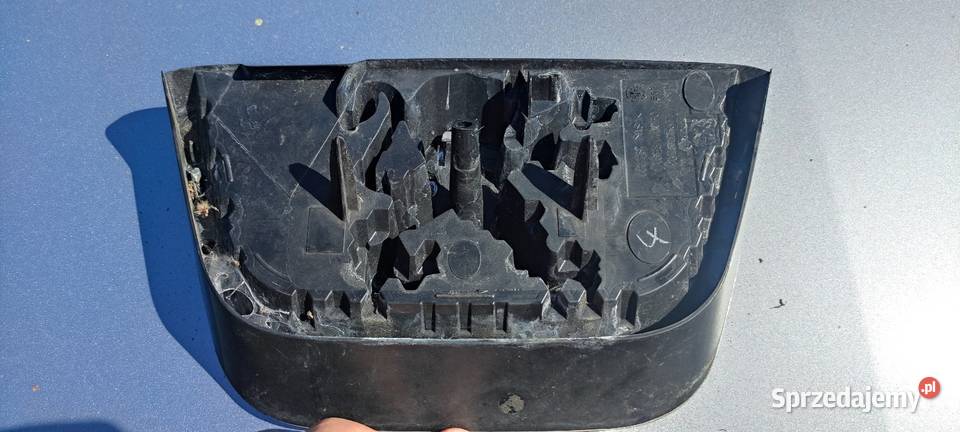 PEUGEOT 407 I 0410r ATRAPA GRILL EMBLEMAT LOGO