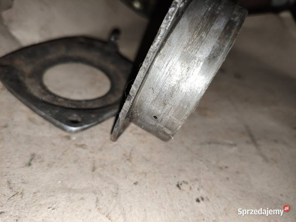 Przednia podpora wału korbowego silnika M72 K750 Leszno