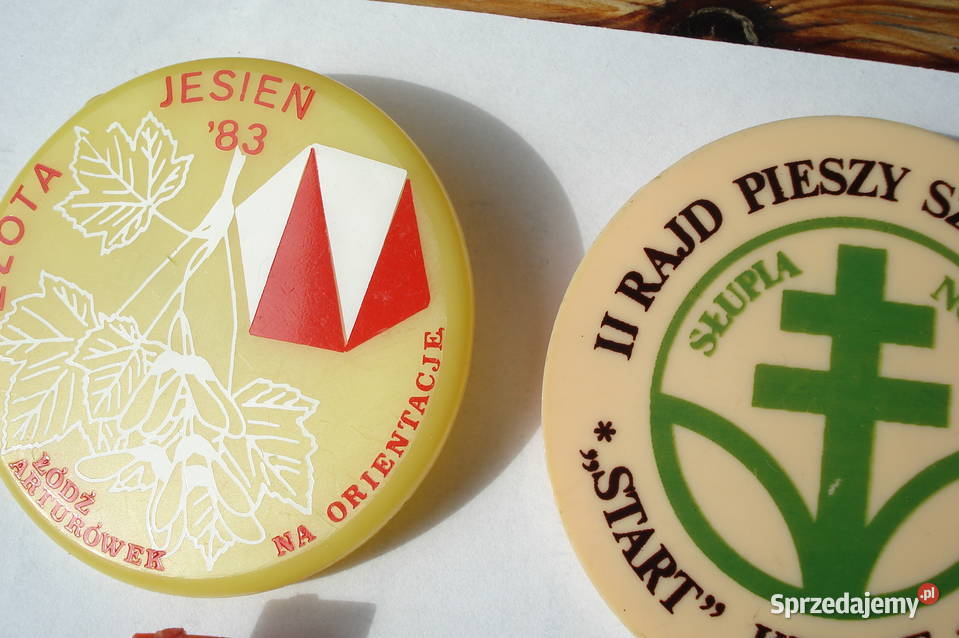 Przypinki plastikowe PRL 4 różne Łódź