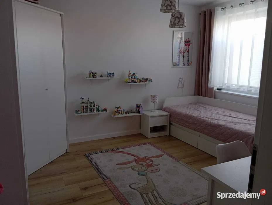 Parter domu 74m z dużym ogrodem Domy