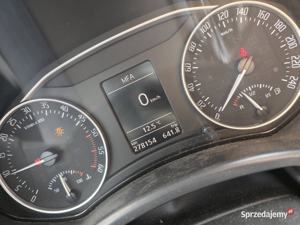 Sprzedam Skodę Octavię 2fl kombi 2012r 20 TDI światła LED Chojnice